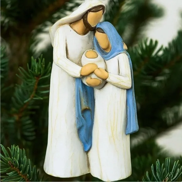 🌹🆕 Hand Painted Holy Family Nativity Religious Ornament - Picture 4 of 6